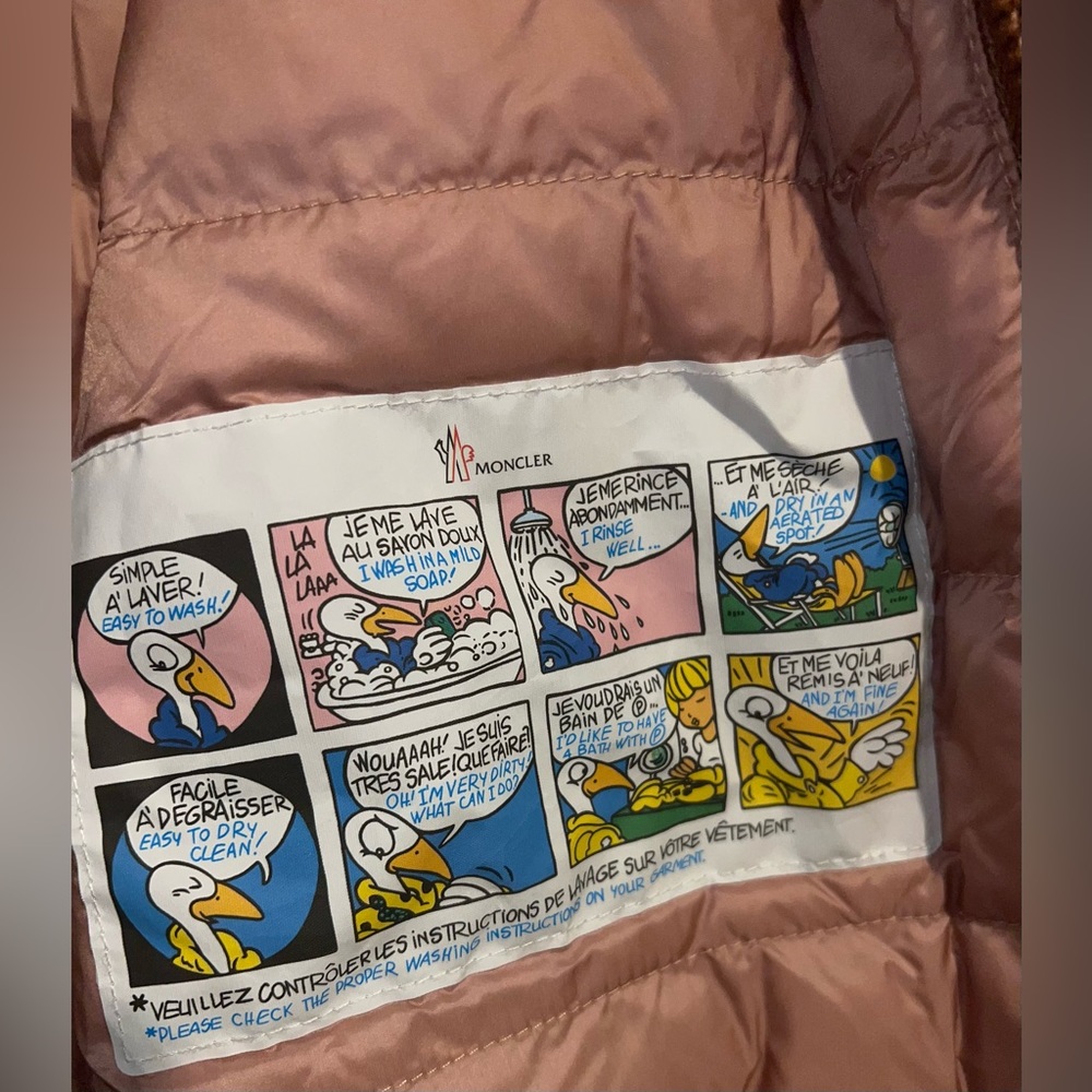 Moncler Cormoran Down Pink and Gold Women’s Jacket - Picture 7 of 16